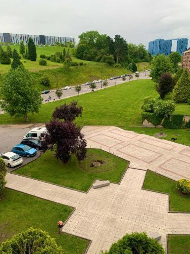 Alojamiento Nedymar Apartamento Oviedo Exterior foto