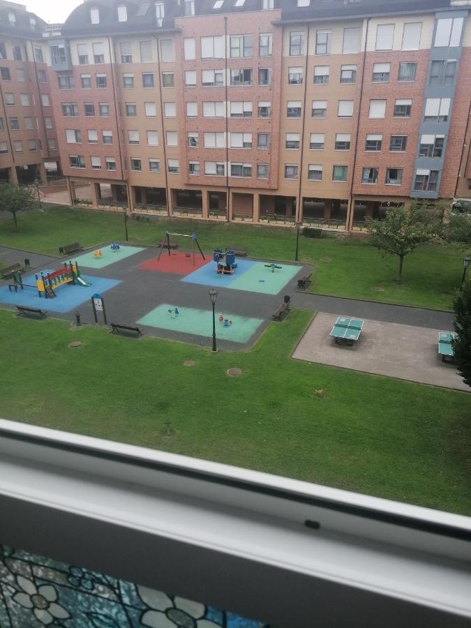 Alojamiento Nedymar Apartamento Oviedo Exterior foto