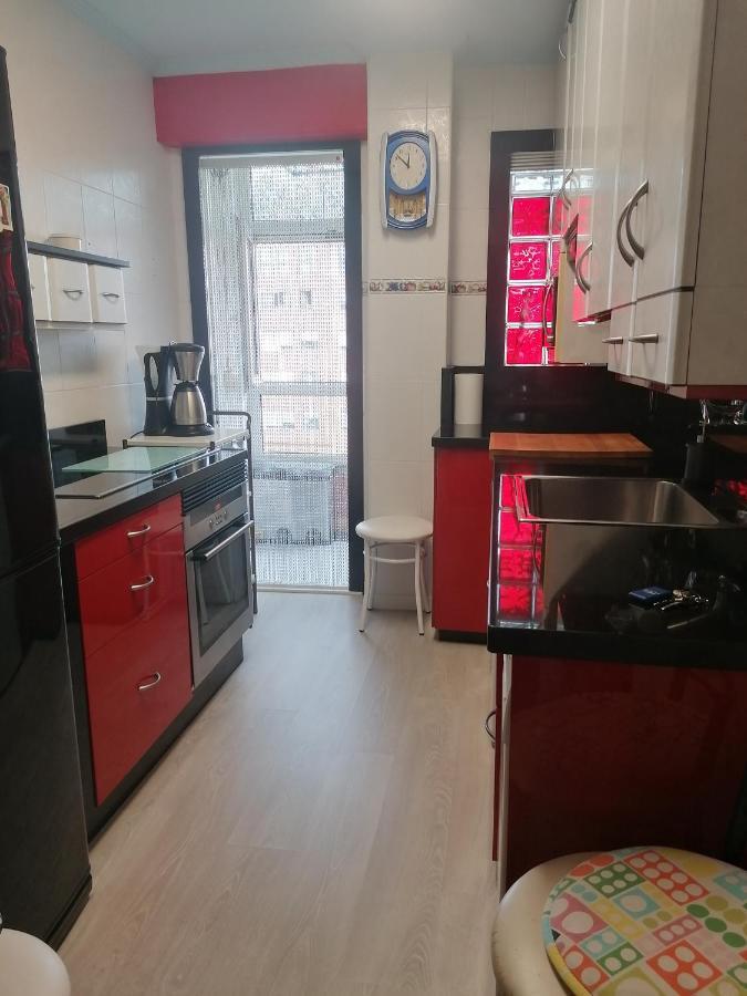 Alojamiento Nedymar Apartamento Oviedo Exterior foto